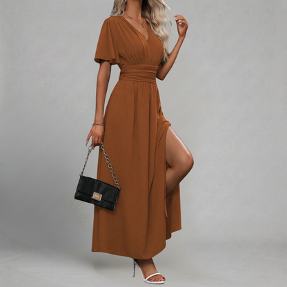 Helena - Maxi Sukienka Wieczorowa z Dekoltem V, Rękawami Motylek i Wysokim Rozcięciem