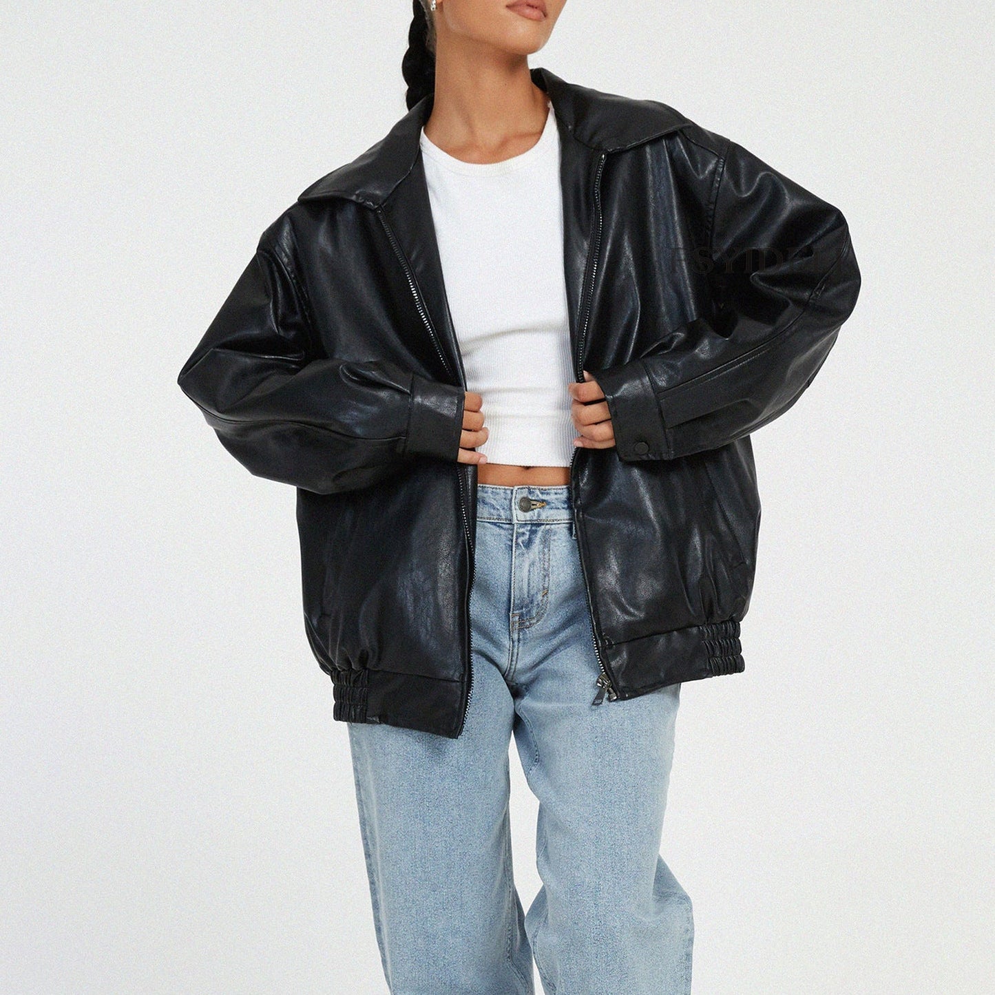 Ewa women's spring jacket with a loose fit for everyday wear, featuring a stylish design and comfortable fabric. 1
