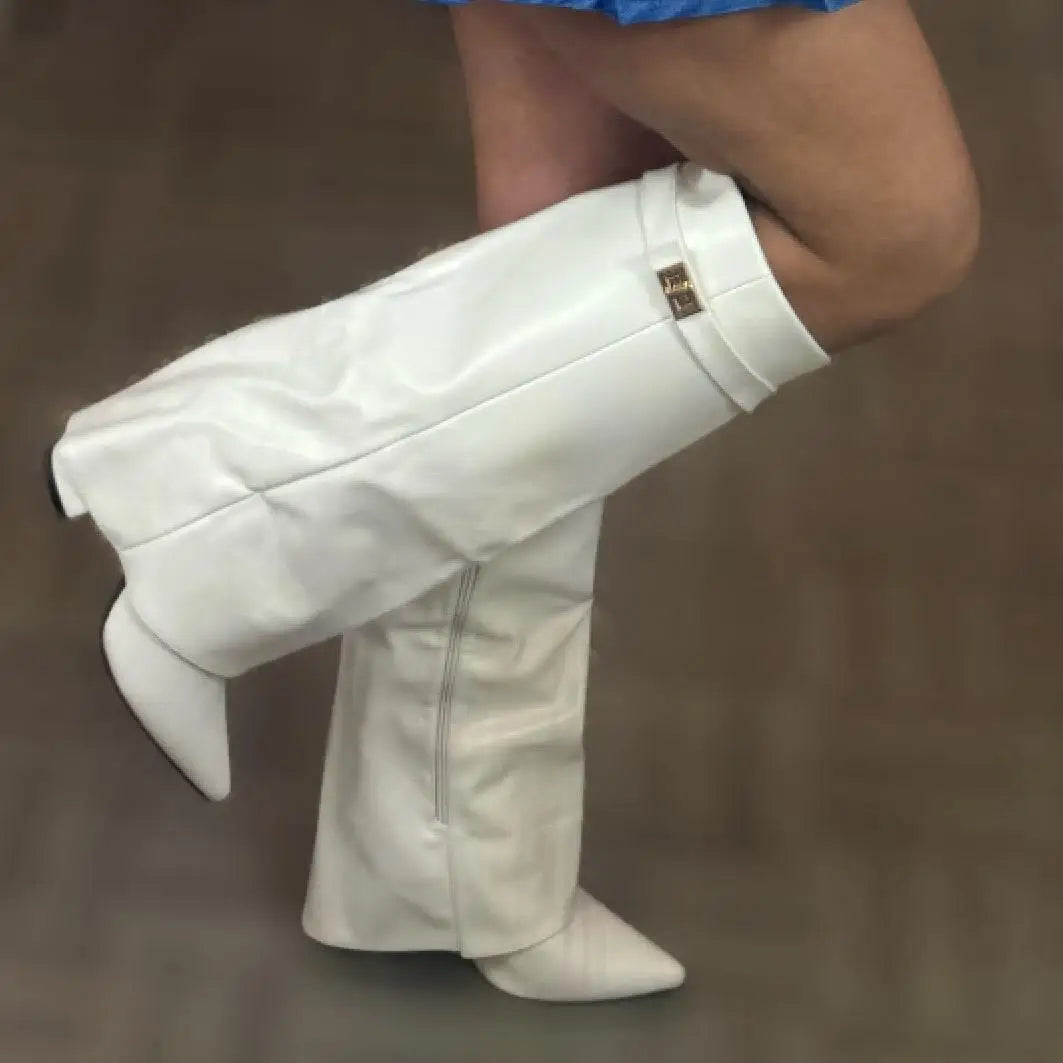 Wika - Eleganckie Kozaki Damskie za Kolano ze Skóry z Klamrą