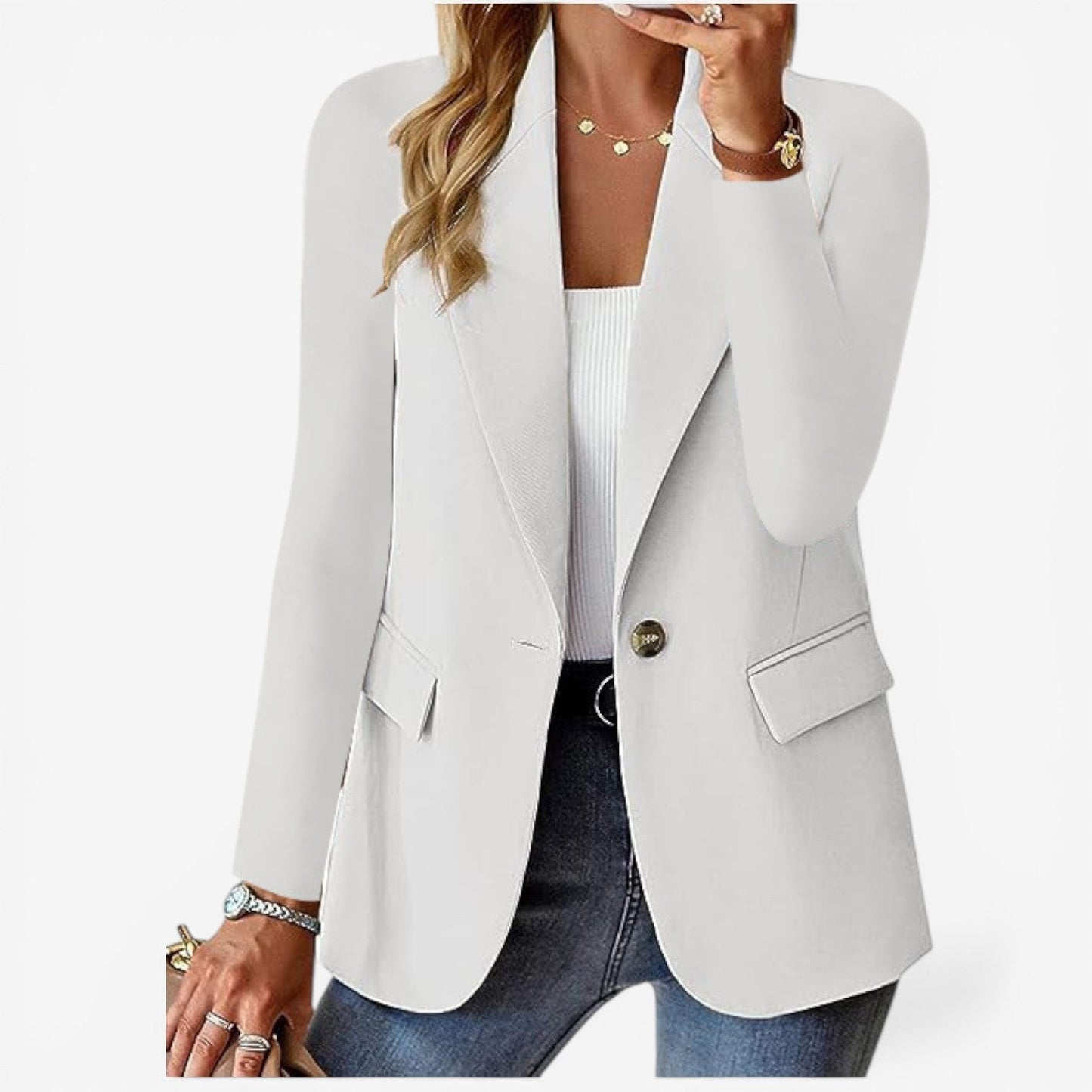 Kamila | Blazer met decoratieve knoop