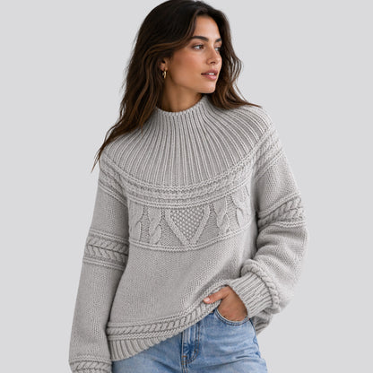 Kordelia | Sweter z warkoczami i stójką
