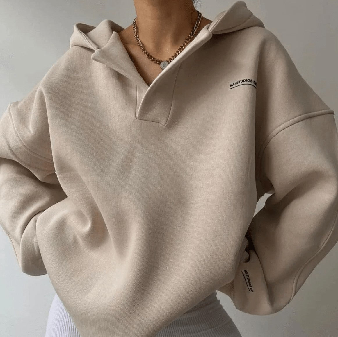Luiza | Bluza z otwartym dekoltem V